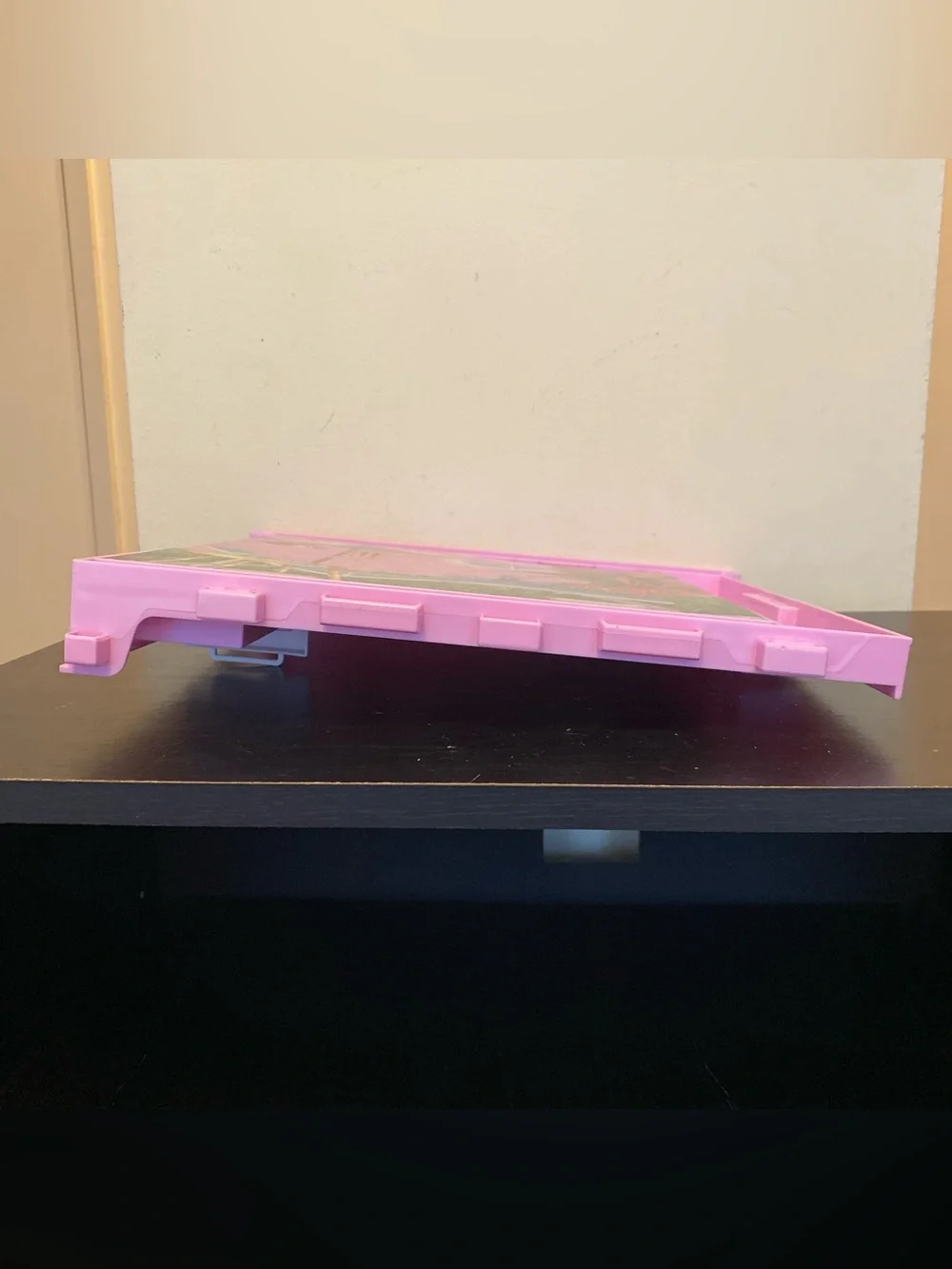 Mattel Barbie Malibu Vacation House Dollhouse Pink Bathroom Wall Part Piece